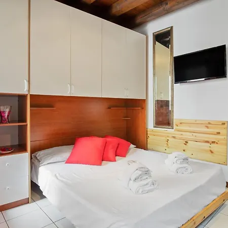 Sweet Studio Ponti Romani Apartment